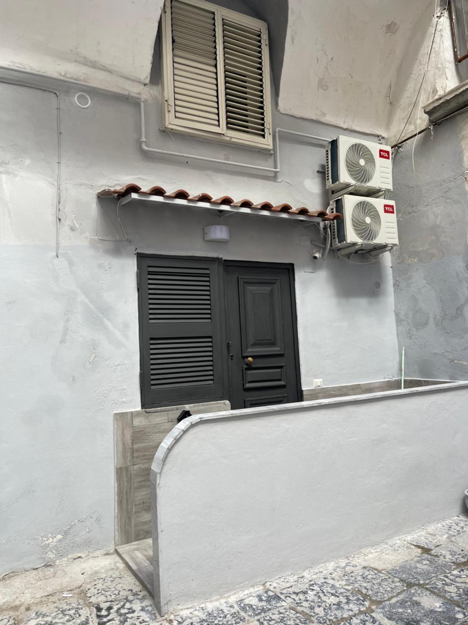 Nanninella Home Napoli Bagian luar foto